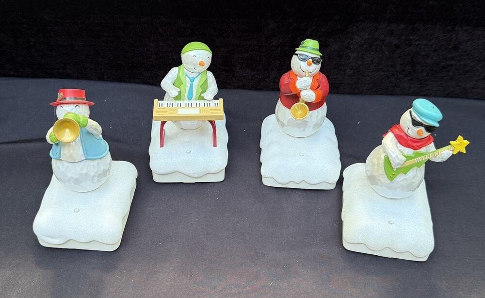 Hallmark Wireless Jazz Snowman Band Sax Trumpet Keyboard Guitar All Play